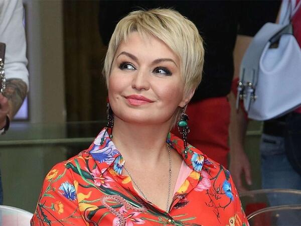 Məşhur müğənnidə görün nəyin DNT-si tapıldı