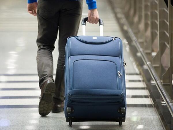 Diplomatların şəxsi baqajları gömrük baxışından keçiriləcək