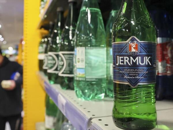 Rusiyada Ermənistan istehsalı suyun satışı dayandırıldı