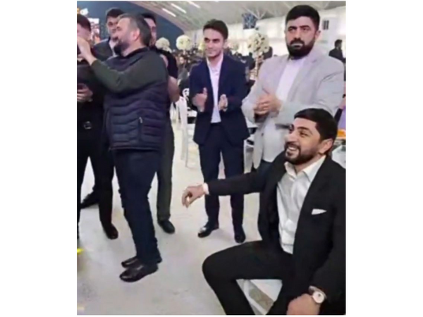 Tanınmış meyxanaçının toyu oldu - <span class="color_red">VİDEO</span>