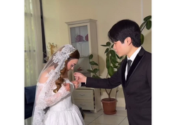 Azərbaycanlı qızla evlənmək üçün müsəlmanlığı qəbul edib, adını DƏYİŞDİRDİ - <span class="color_red">VİDEO</span>