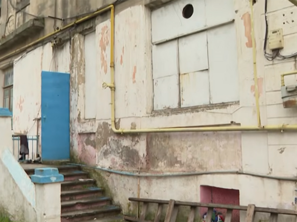 “Qorxuram ki, uşağın başına kərpic düşər” - <span class="color_red">VİDEO</span>