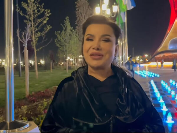 Xalq artisti səhnədən YIXILDI - <span class="color_red">VİDEO</span>