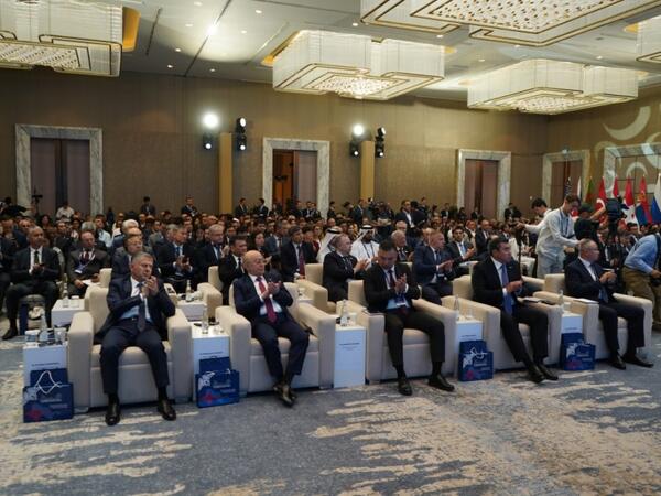 Kəmaləddin Heydərov Özbəkistanda səfərdədir