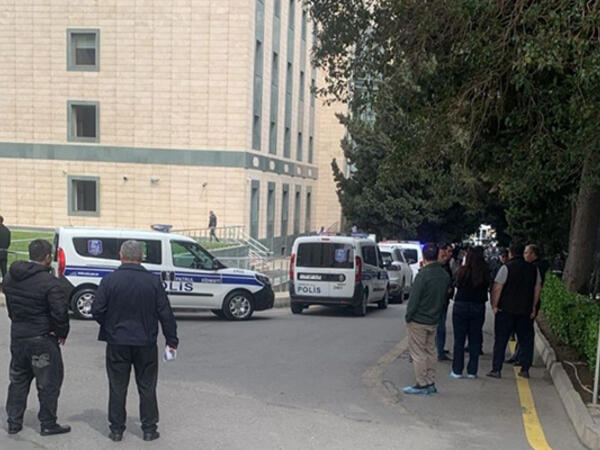 Yasamalda xəstəxanada PARTLAYIŞ - Ölən var