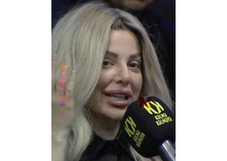 Makiyajsız görüntüsü ilə DİQQƏT ÇƏKDİ - <span class="color_red">VİDEO</span>