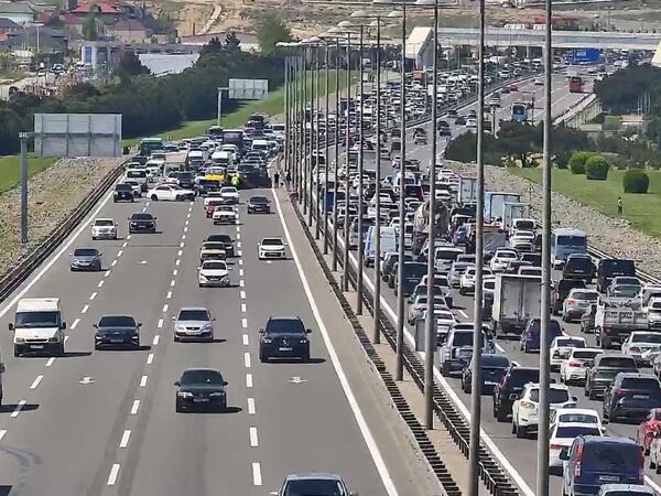 Aeroport yolundakı tıxacın səbəbi BİLİNDİ