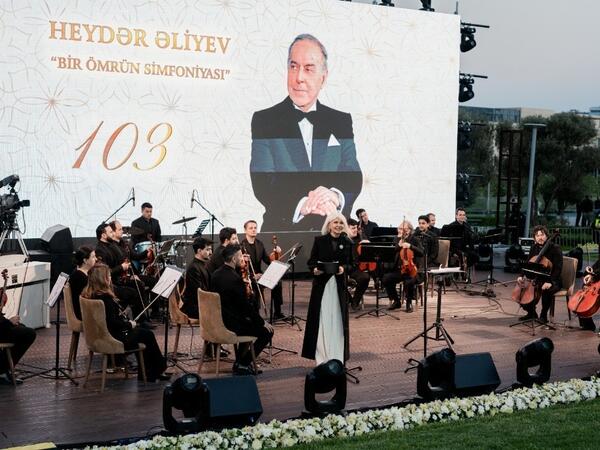Bakıda Ümummilli lider Heydər Əliyevin anadan olmasının 103 illiyi ilə əlaqədar möhtəşəm konsert keçirildi - <span class="color_red">FOTO</span>