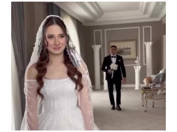 Gəlini görən bəy elə ƏZİZLƏDİ Kİ... - <span class="color_red">VİDEO</span>
