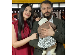 Azərbaycanlı aktyorlar ilk dəfə yeni doğulan qızlarının üzünü GÖSTƏRDİLƏR - <span class="color_red">FOTO</span>