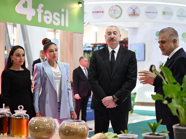 Prezident İlham Əliyev və Birinci xanım Mehriban Əliyeva 19-cu “Caspian Agro Week” və 31-ci “InterFood Azerbaijan” sərgiləri ilə tanış olublar -