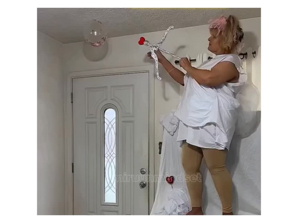 Ərini hər gün bir cür qarşılayır: Sonda razı qaldı - <span class="color_red">VİDEO</span>