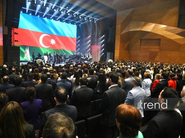 Azərbaycan Həmkarlar İttifaqları Konfederasiyasının təşkilatçılığı ilə Ümummilli Lider Heydər Əliyevin xatirəsinə həsr olunmuş tədbir keçirilib - <span class="color_red">FOTO</span>