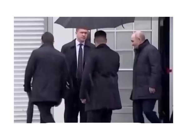 Putin jesti ilə diqqət çəkdi - <span class="color_red">VİDEO </span>