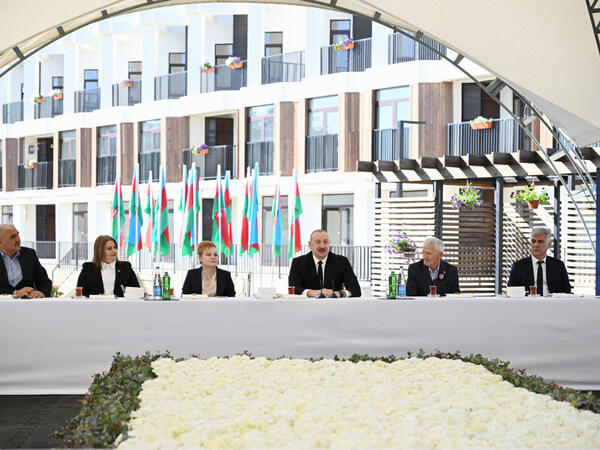 Prezident İlham Əliyev bu gün Azərbaycana artan beynəlxalq hörmətin səbəblərini açıqlayıb