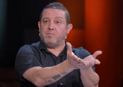 Nihat Kahveci “Neftçi”nin futbolçusunun qolundan danışdı