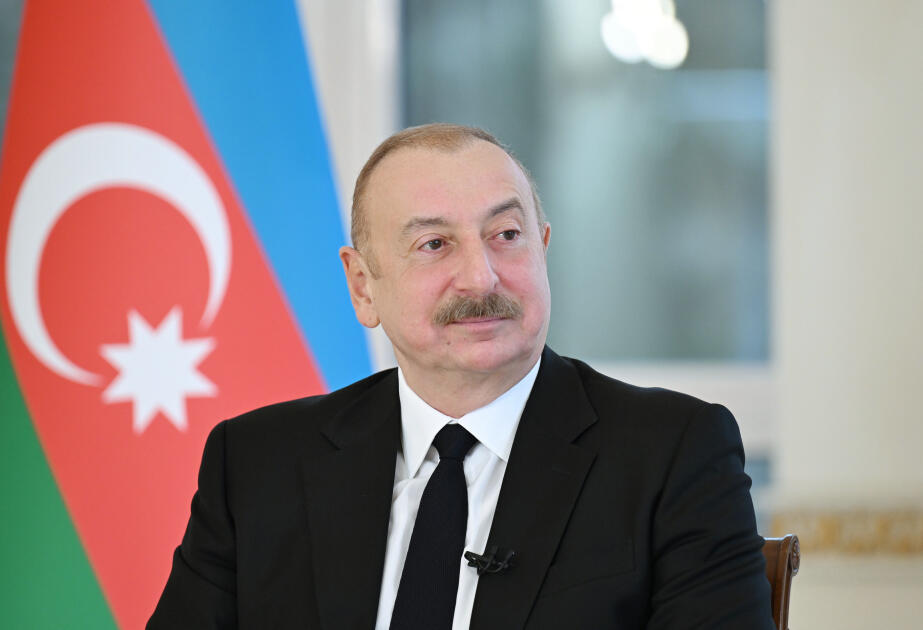 İlham Əliyevlə Pakistanın Baş naziri arasında telefon danışığı olub -