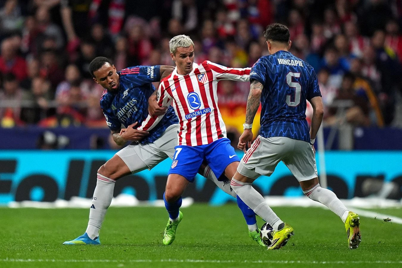 UEFA “Atletiko Madrid”i cərimələdi