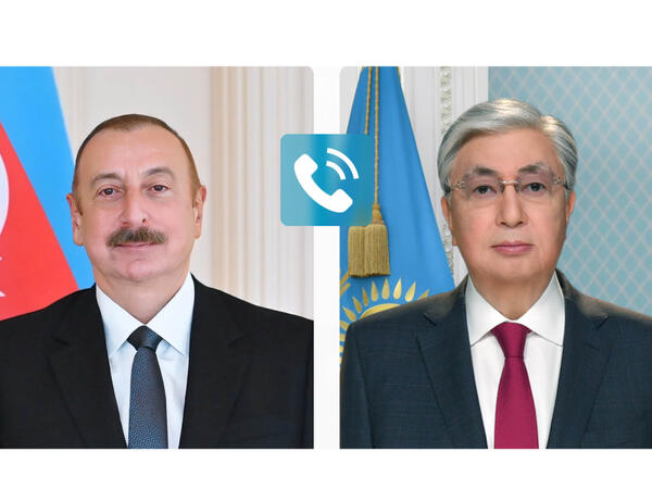 İlham Əliyev Kasım-Jomart Tokayevə zəng edib
