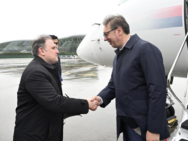 Serbiya Prezidenti Azərbaycana səfərə gəlib - <span class="color_red">FOTO</span>