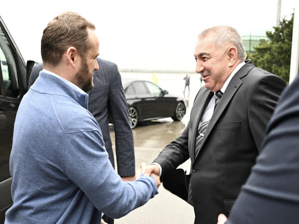 Oleksiy Kuleba Azərbaycana səfərə gəlib