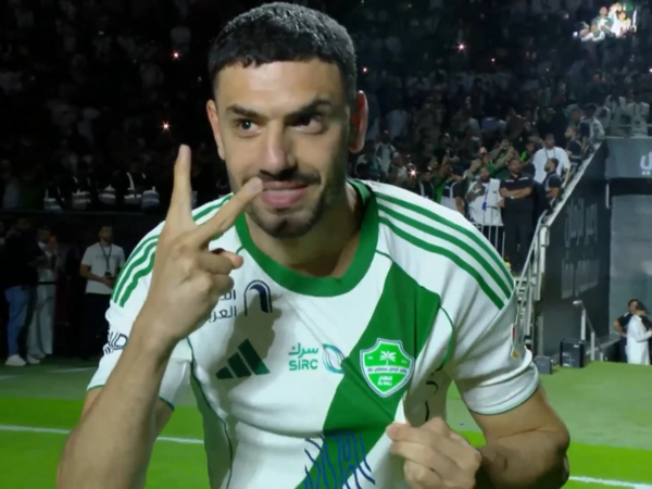 Merih Demiral çempionluğu Azərbaycan mahnısı ilə qeyd etdi