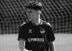 16 yaşlı futbolçu öldü