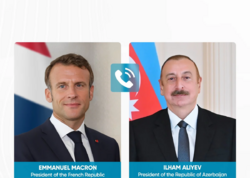 Emmanuel Makron İlham Əliyevə zəng vurub