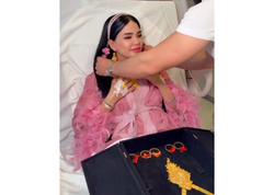 Qız anası olan bloqerə ərinin bahalı HƏDİYYƏSİ - <span class="color_red">VİDEO</span>