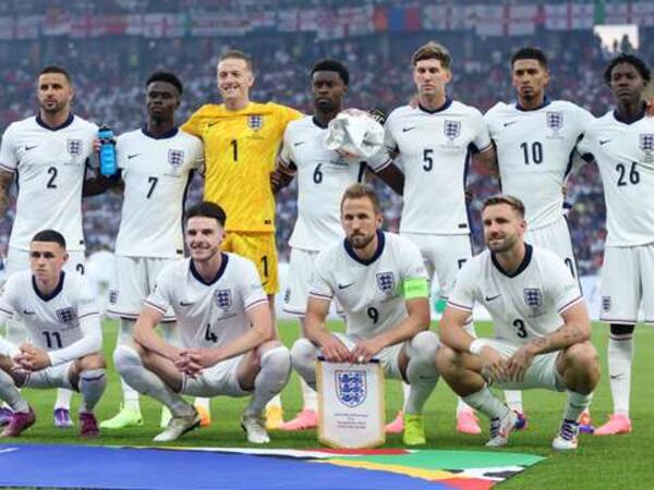İngiltərənin heyəti AÇIQLANDI: Ulduz futbolçular DÇ-2026-dan kənarda qaldı
