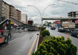 Ankarada yük maşını piyada keçidini aşırtdı - <span class="color_red">ANBAAN VİDEO</span>