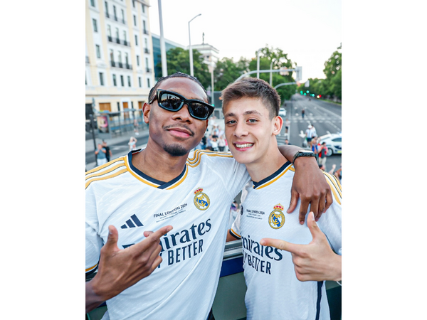 Ulduz futbolçu "Real"dan GEDİR