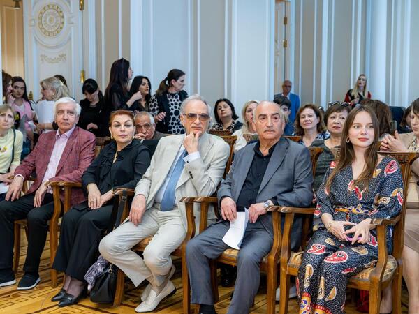 Xalq yazıçısı Natiq Rəsulzadənin yaradıcılıq gecəsi keçirilib - <span class="color_red">FOTO</span>