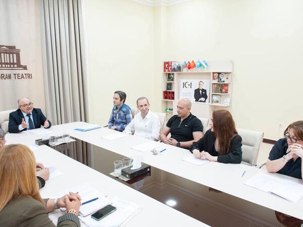 Əli Əmirlinin "Kişi və qadın" əsəri əsasında eyniadlı tamaşanın məşqlərinə başlanılıb - FOTO