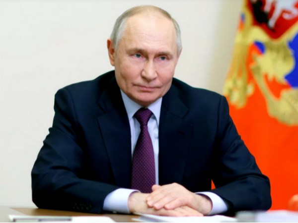 Vladimir Putin Prezident İlham Əliyevi təbrik edib
