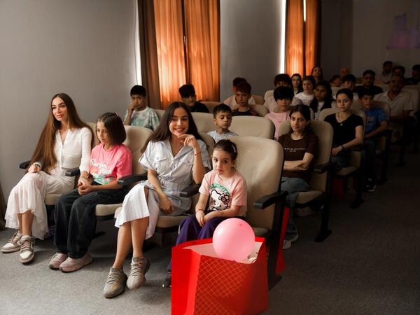 Leyla Əliyeva və Arzu Əliyeva Lənkəranda uşaq evini ziyarət ediblər - <span class="color_red">FOTO</span>