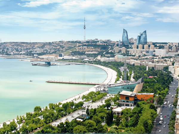 Regiondakı reallıqları görməyib Azərbaycanın gözündə çöp axtaranlar