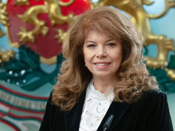 İliyana Yotova Prezident İlham Əliyevə təbrik məktubu ünvanlayıb