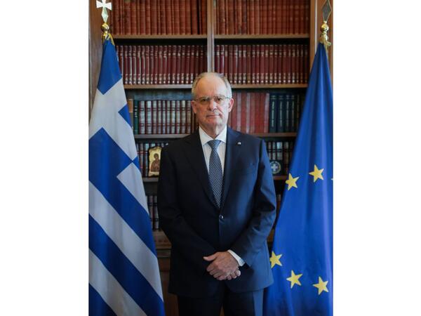 Yunanıstan lideri Prezident İlham Əliyevə məktub ünvanlayıb