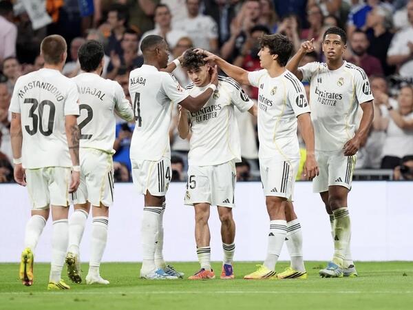 Dünyanın ən bahalı futbol klublarının reytinqi açıqlandı
