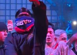 Səhnədə sirr: Üzü örtülü olan Travis Scott həqiqətən o idi?- <span class="color_red">VİDEO</span>
