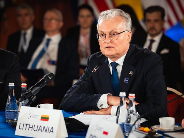 Gitanas Nauseda Prezident İlham Əliyevi təbrik edib
