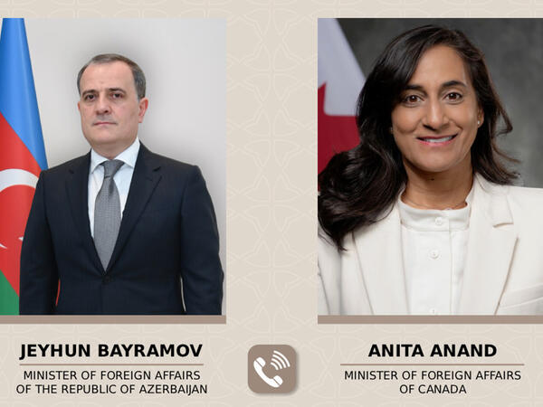 Ceyhun Bayramov kanadalı həmkarı ilə danışdı