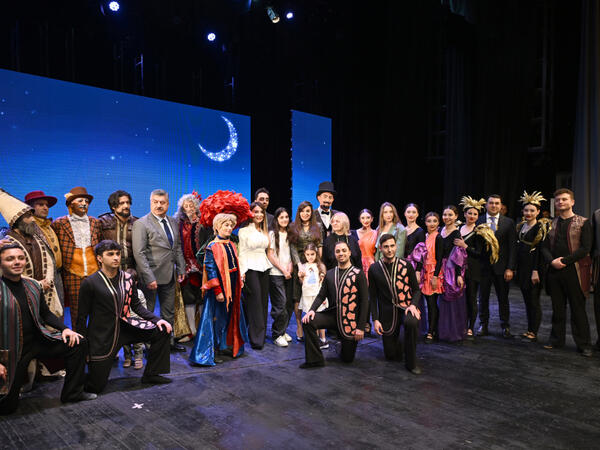 Leyla Əliyeva və Alona Əliyeva Akademik Musiqili Teatrda “Balaca şahzadə” əsəri əsasında hazırlanmış eyniadlı tamaşanı izləyiblər - <span class="color_red">FOTO</span>