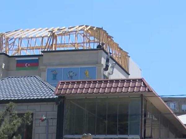 Aparılan tikinti uşaq bağçası üçün təhlükə törədir? - VİDEO