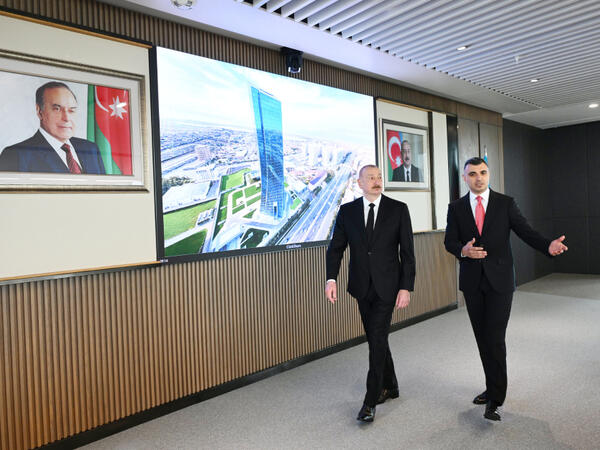 Prezident İlham Əliyev Mərkəzi Bankın yeni binasının açılışında iştirak edib - <span class="color_red">FOTO</span>