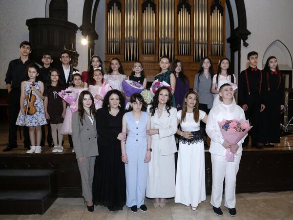 “Uşaq Dünyası” I Beynəlxalq Musiqi Festivalı çərçivəsində estrada-caz axşamı keçirilib - <span class="color_red">FOTO</span>