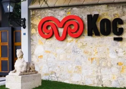 "Koç" holdinqinin binasına silahlı HÜCUM