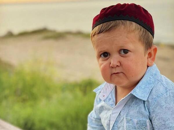 Məşhur bloqerin avtomobili qaçırıldı