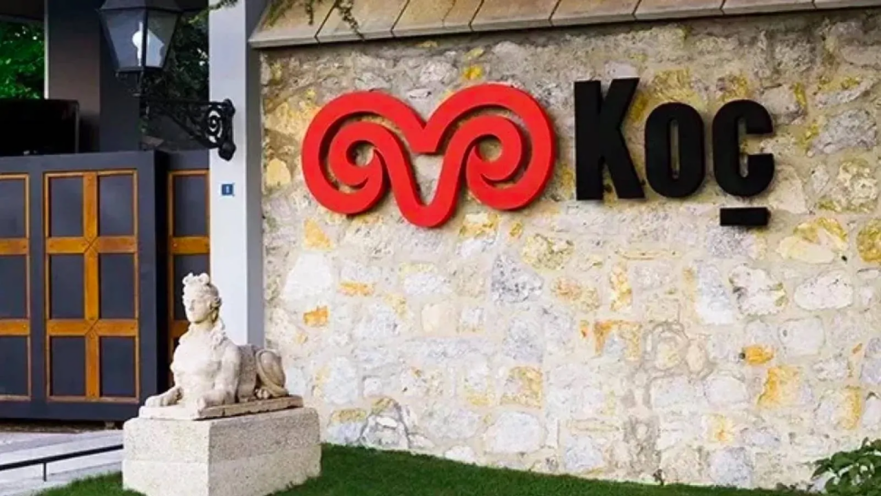 "Koç" holdinqinin binasına silahlı HÜCUM